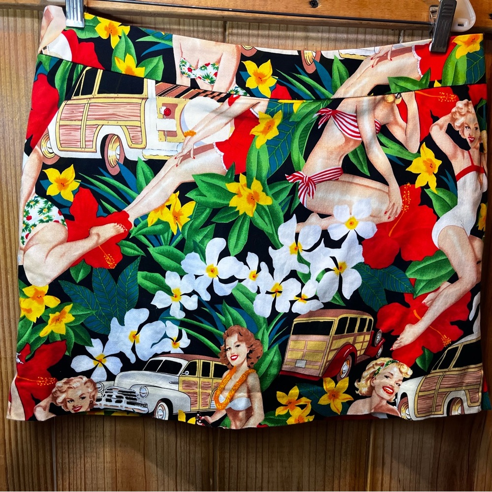 Loudmouth Golf Womens Size 8 Skort Mini Aloha Girls Hawaiian Pinup Floral